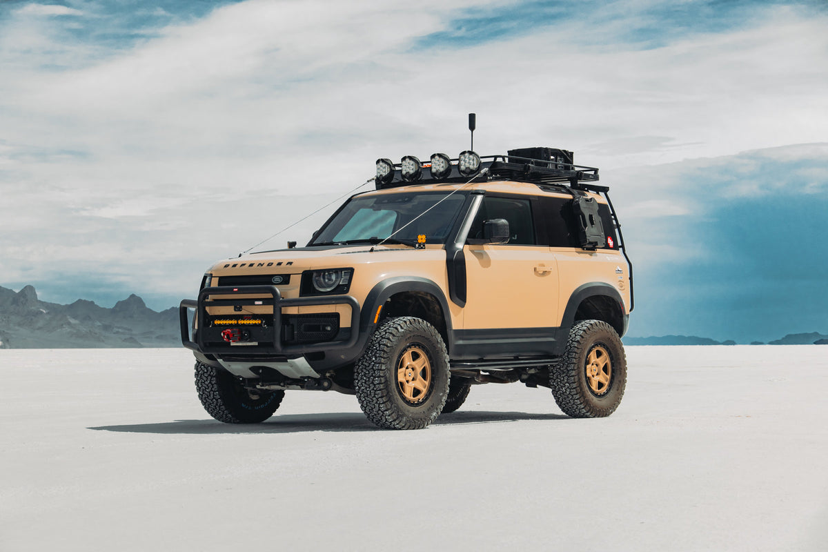 Land Rover Defender 90 Adventure